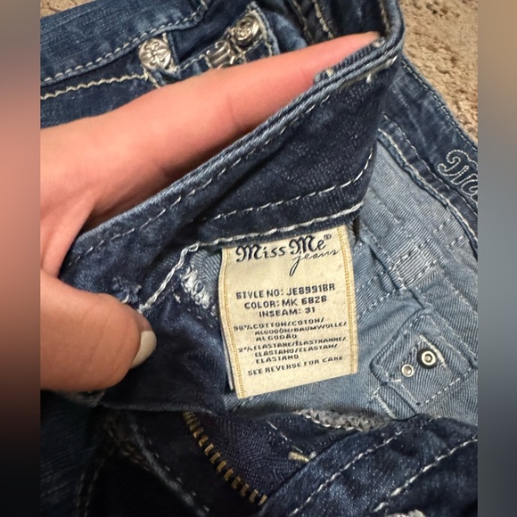 Boot cut Miss Me jeans - Picture 3 of 5